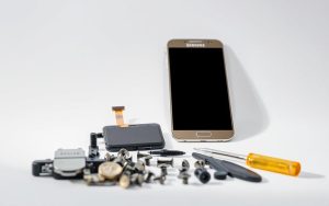 samsung screen repair factors
