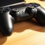 how to connect a ps4 controller to pc