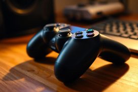 how to connect ps4 controller to pc