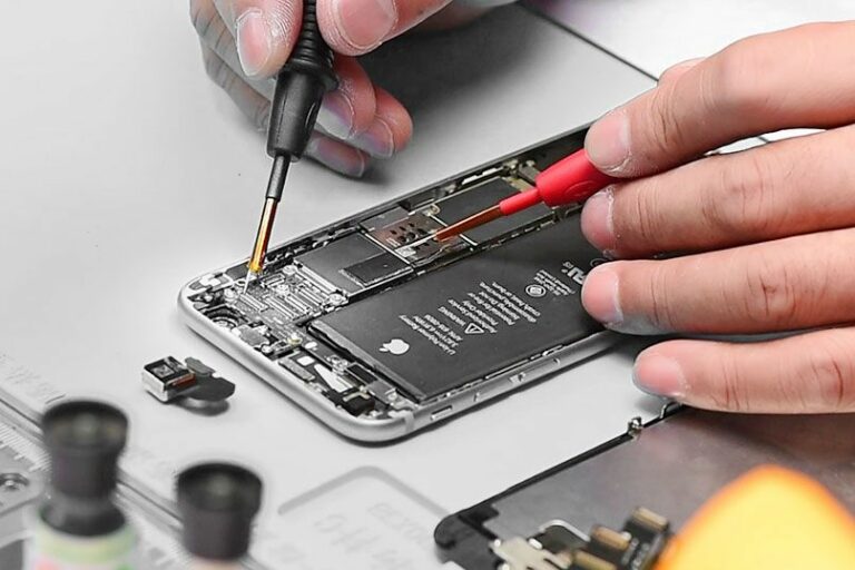 iPhone Repairs: Common Issues and Solutions